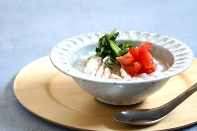 クックチルで出来立てのおいしさをそのままに。旬の食材を使った給食を、高齢者施設・病院・社食へ提供します。